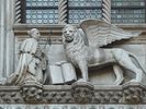 d�tail -le Doge Foscari est a genoux face au lion