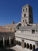 le clo�tre St Trophime, le plus c�l�bre de Provence