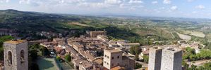 tours m�di�vales et panorama toscan
